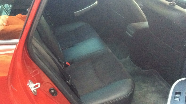 内装後方シート