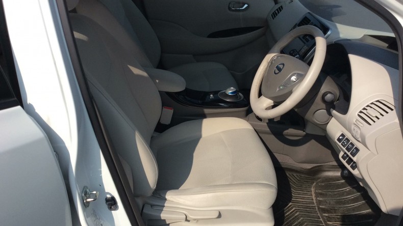 内装前方シート