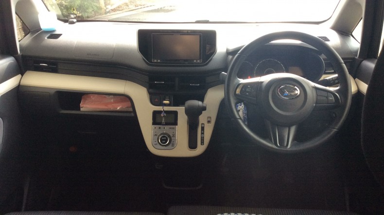 内装インパネ全体