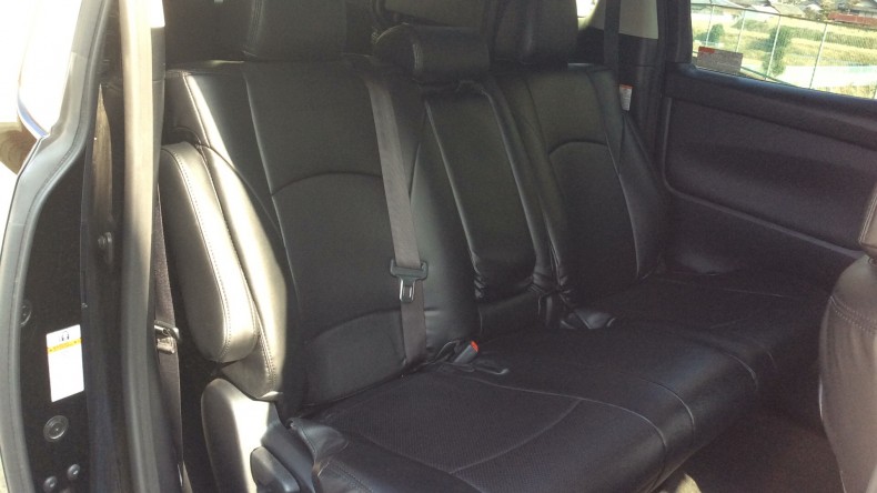 内装後方シート