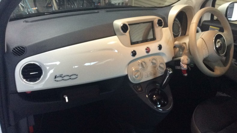 内装インパネ全体