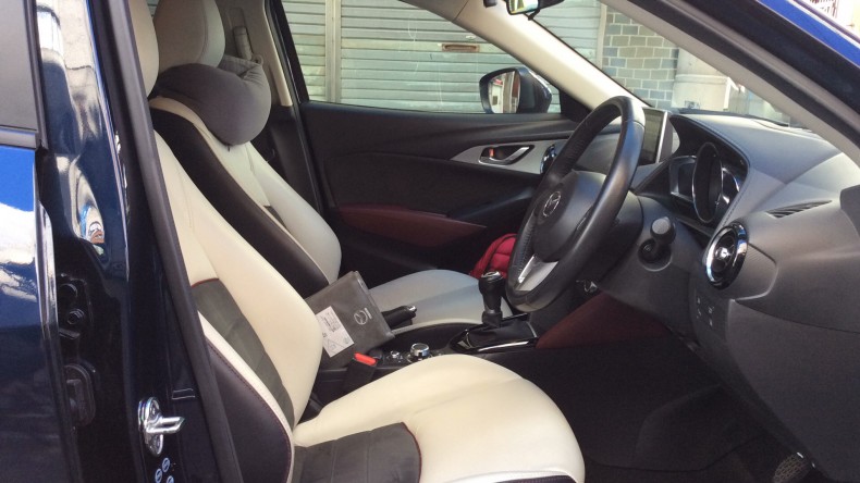 内装前方シート