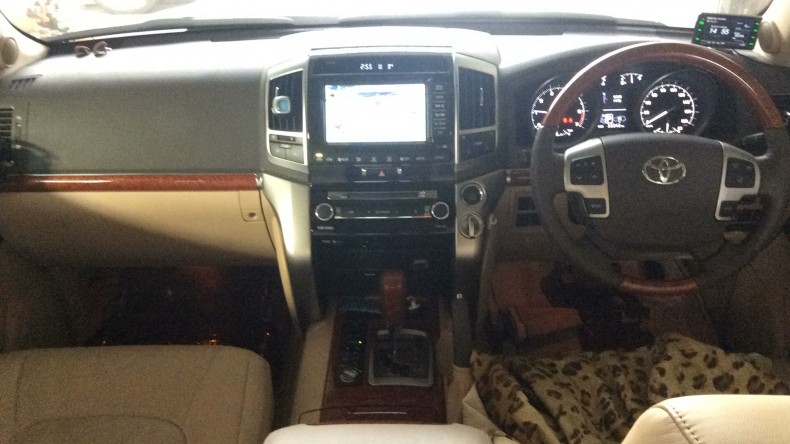 内装インパネ全体