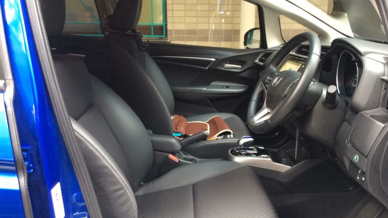 内装前方シート