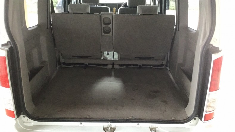内装トランク