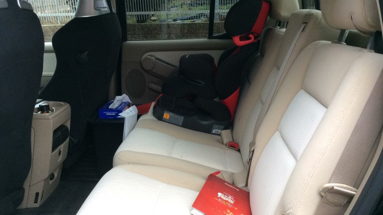 内装後方シート