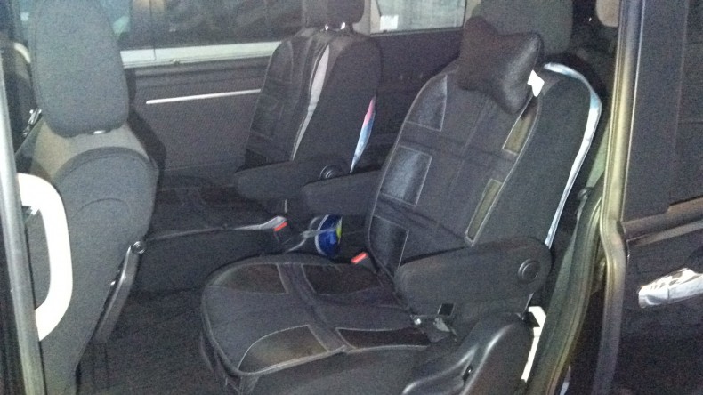 内装後方シート