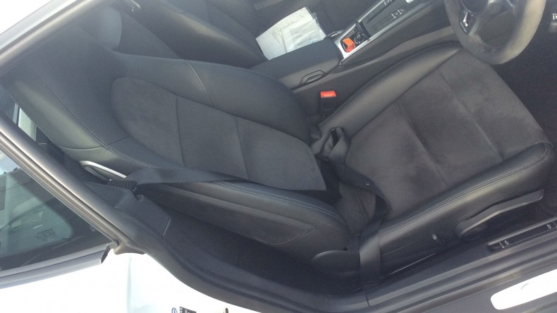 内装前方シート