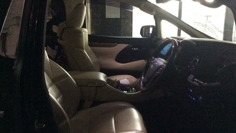 内装前方シート