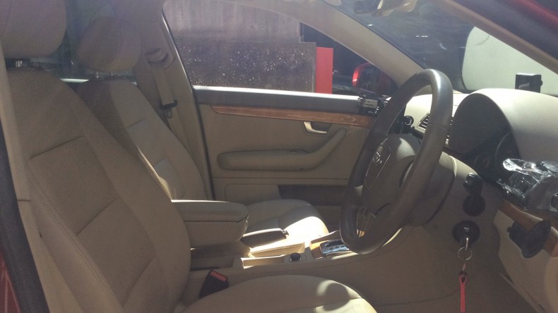 内装前方シート