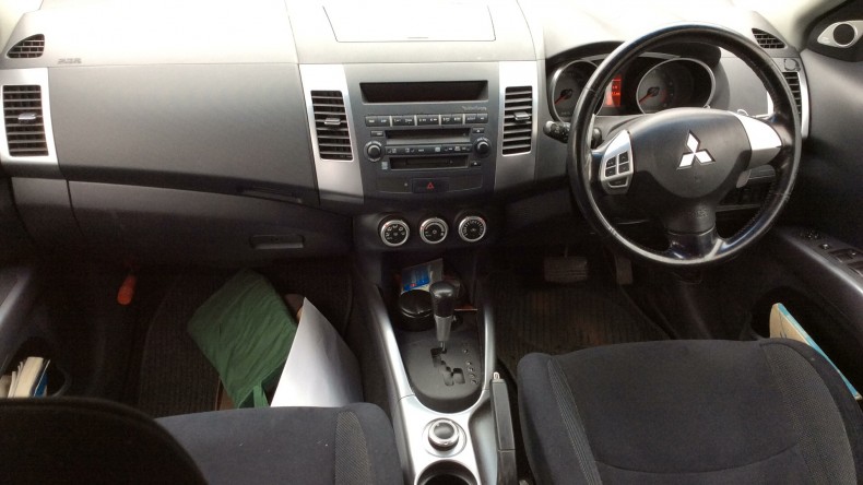 内装インパネ全体