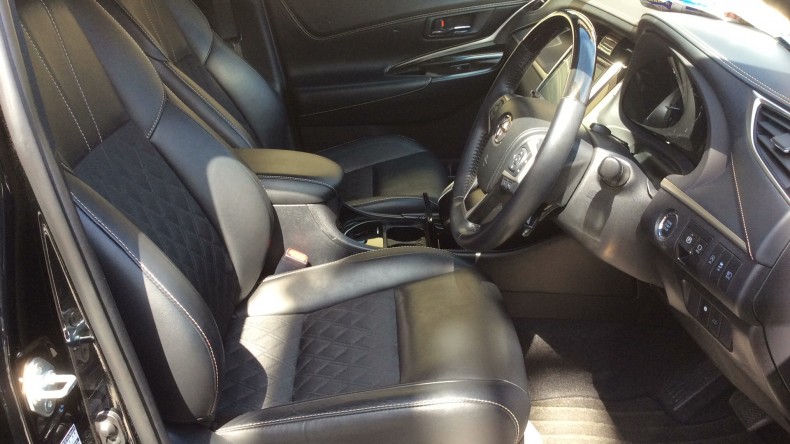 内装前方シート