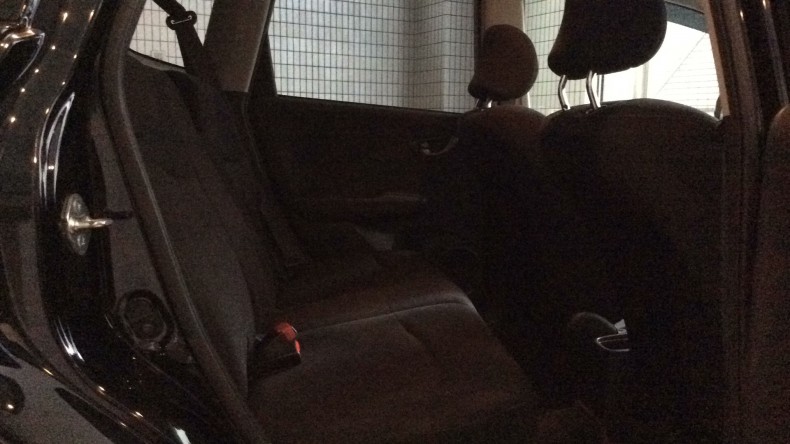 内装後方シート