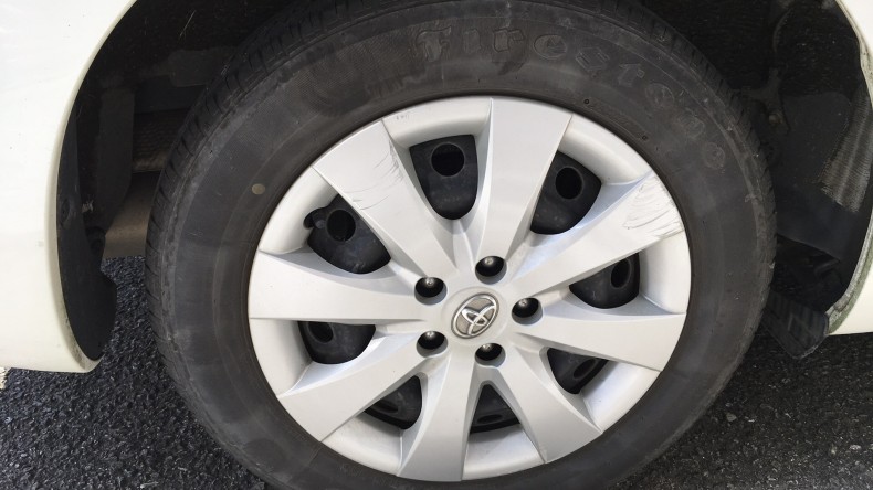 タイヤホイール前