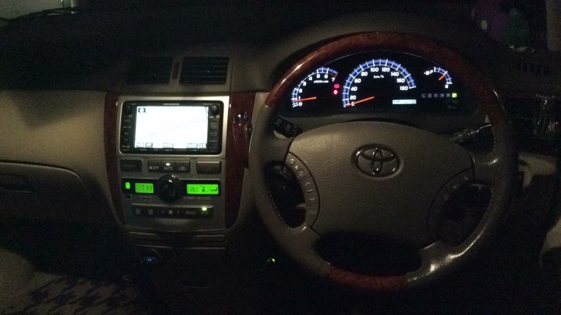 内装インパネ全体