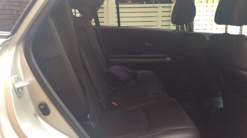 内装後方シート