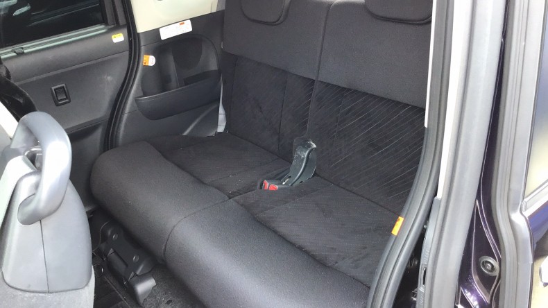 内装後方シート