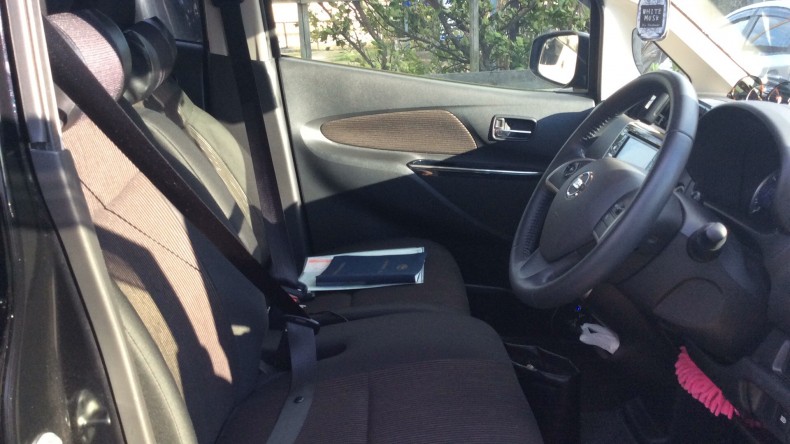 内装前方シート