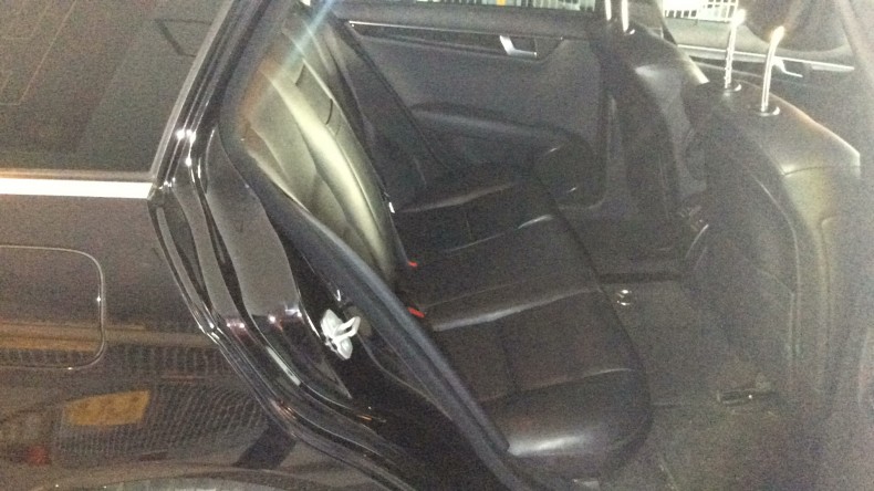 内装後方シート