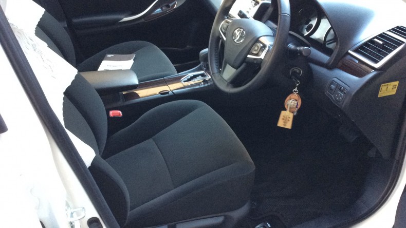 内装前方シート