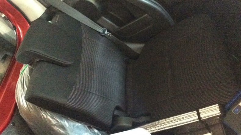 内装後方シート