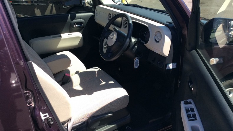 内装前方シート