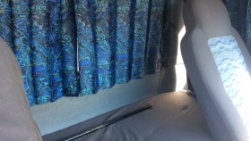 内装後方シート