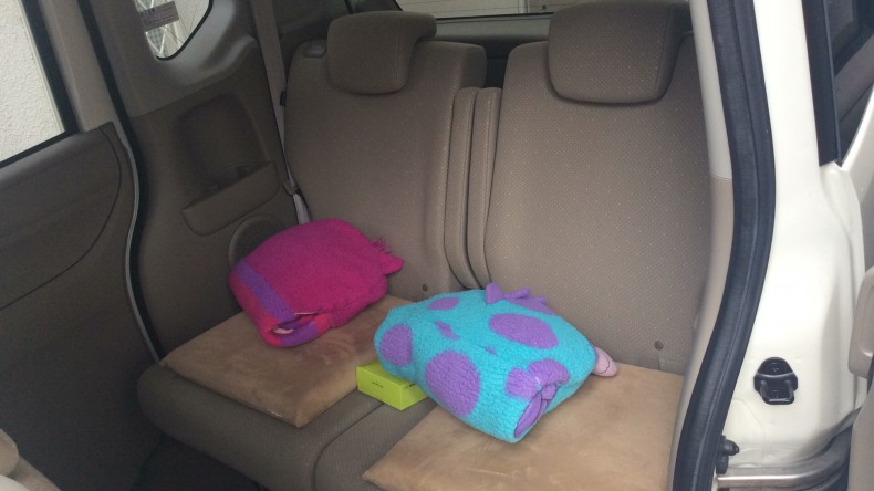 内装後方シート