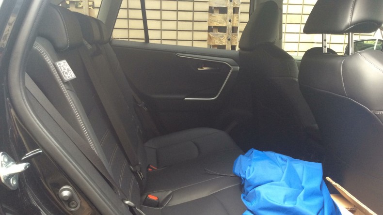 内装後方シート