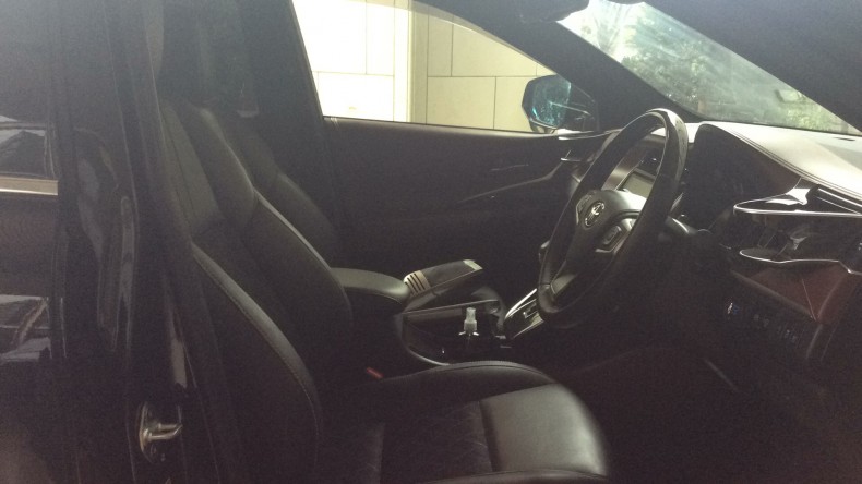 内装前方シート