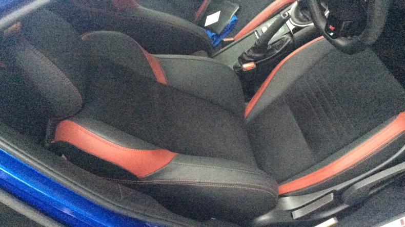 内装前方シート