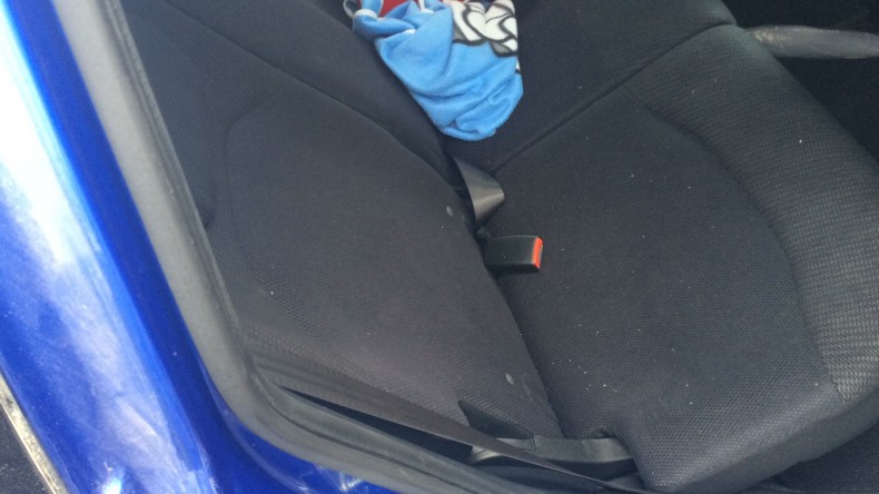 内装後方シート