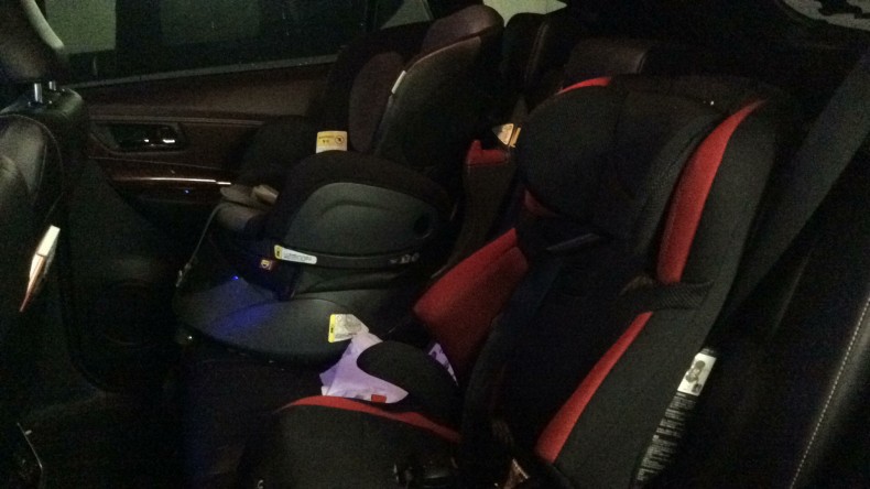 内装後方シート