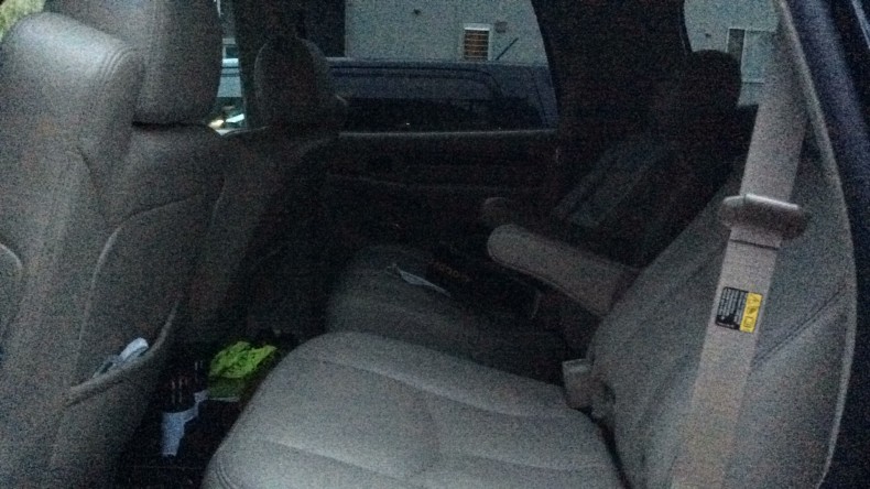 内装後方シート