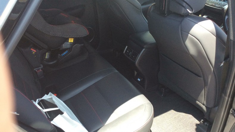 内装後方シート