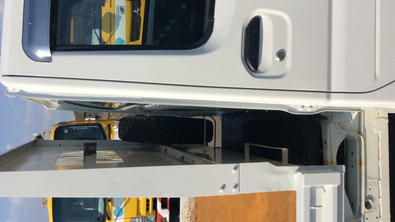 内装後方シート