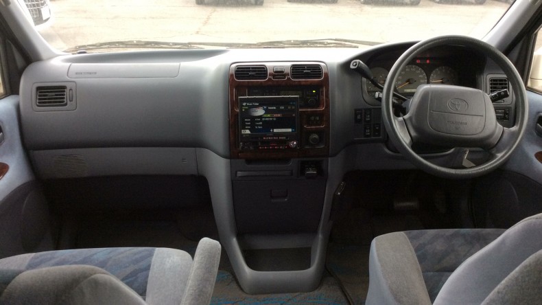 内装インパネ全体