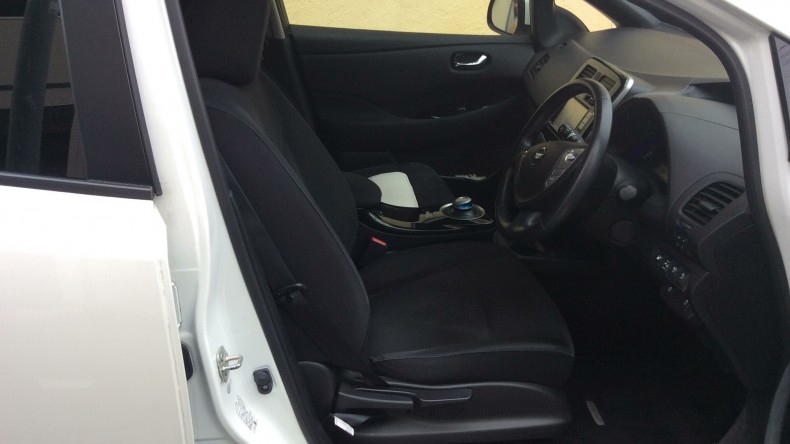 内装前方シート