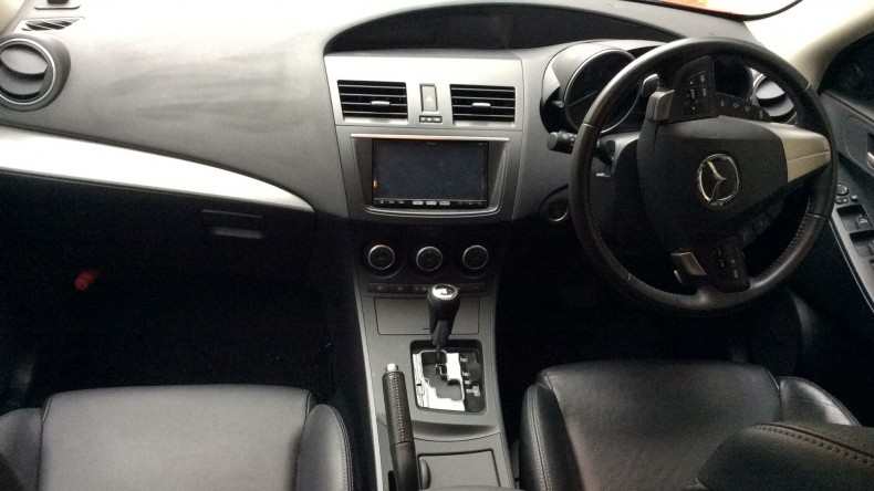 内装インパネ全体