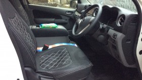 内装前方シート