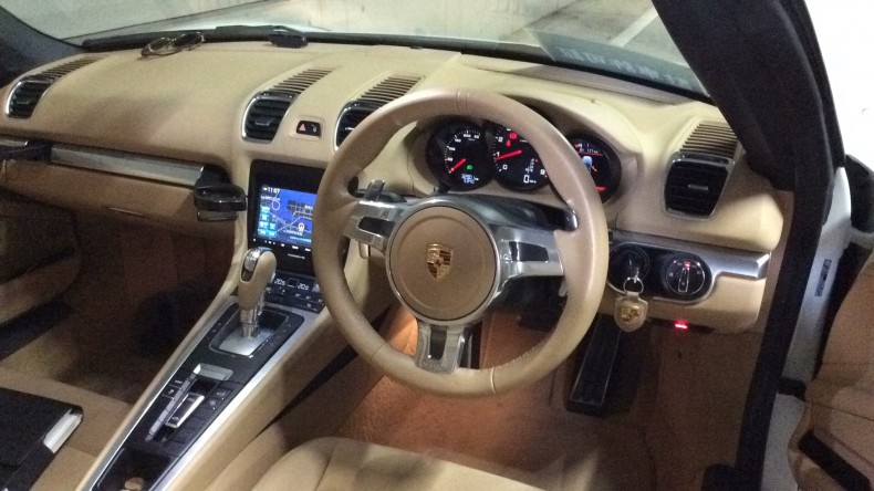 内装インパネ全体