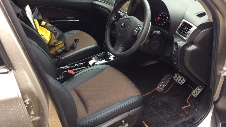 内装前方シート