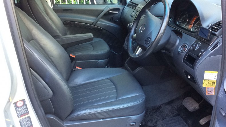 内装前方シート