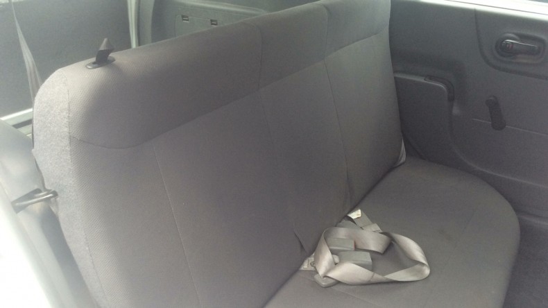 内装後方シート