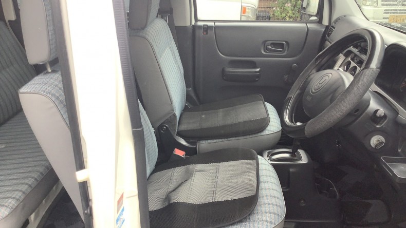 内装前方シート