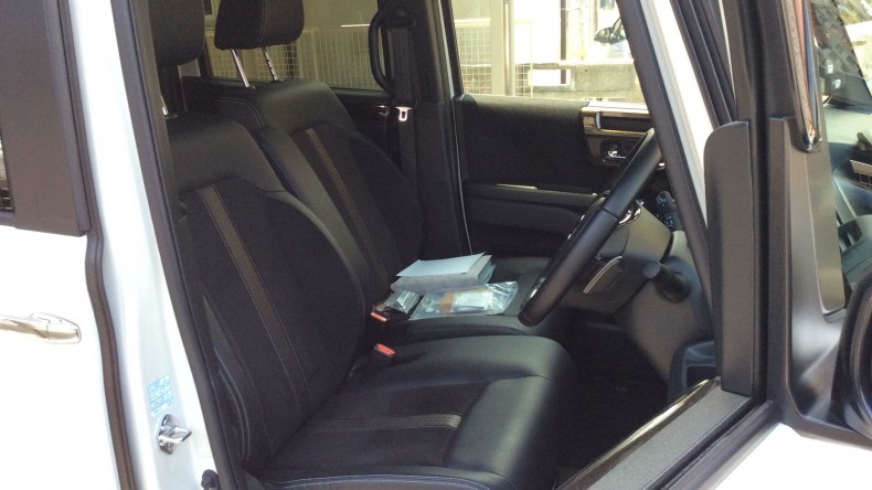 内装前方シート