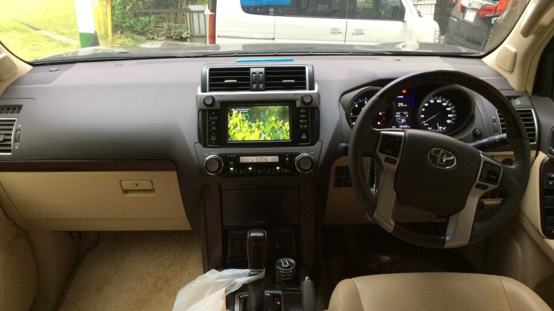 内装インパネ全体