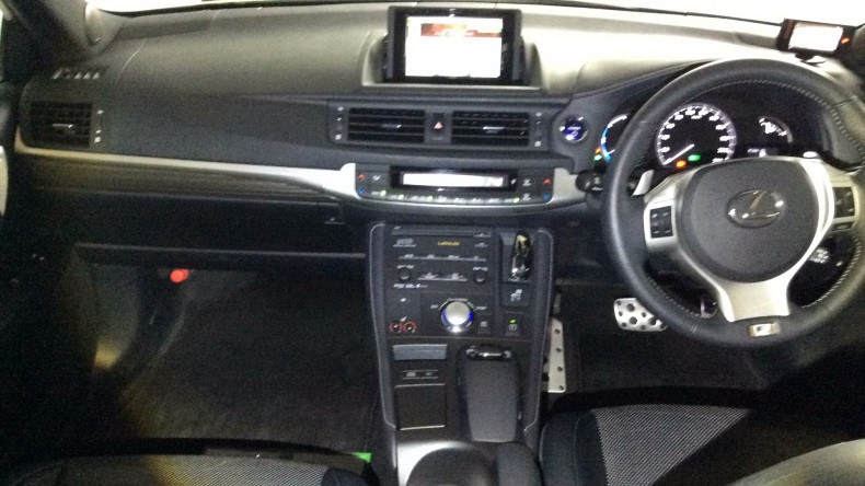 内装インパネ全体