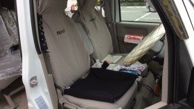 内装前方シート