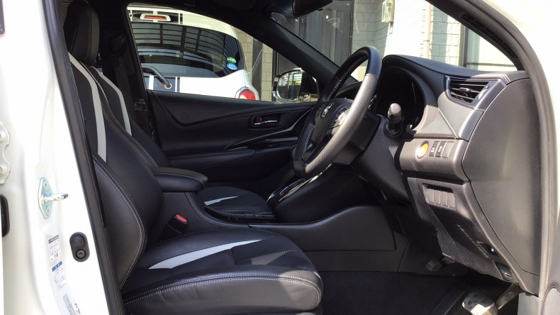 内装前方シート